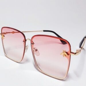 Bee Gold Gradient Pink Square Frame Sunglasses New without Tags Attached…